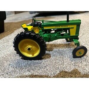 John Deere Metal Tractor